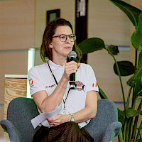 Stefan Vogl // YOUNIQX