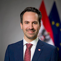 Nastassja Cernko // OekB